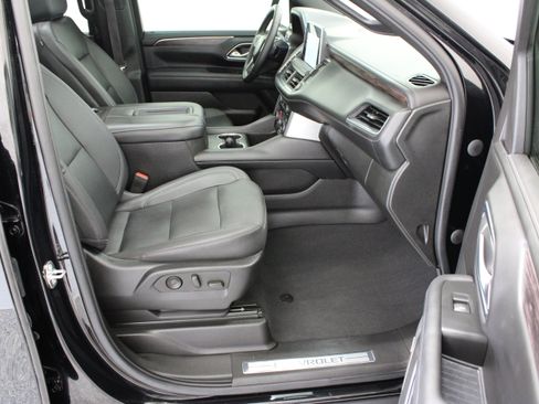 Used 2023 Chevrolet Tahoe Z71 w/ Z71 Off-Road Package AWD/4WD image 41
