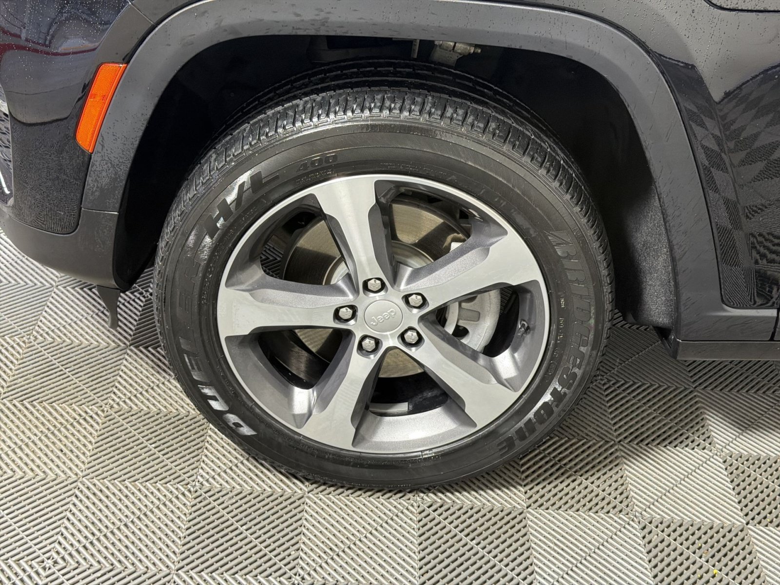 Used 2023 Jeep Grand Cherokee 4WD 4xe image 12