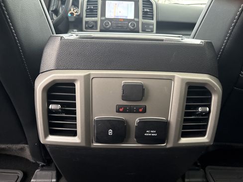 Used 2019 Ford F150 Lariat w/ Equipment Group 502A Luxury image 27