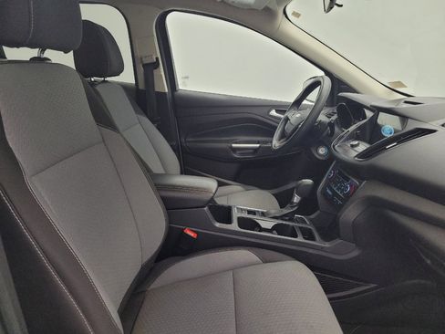 Used 2017 Ford Escape SE w/ Equipment Group 201A AWD/4WD image 21