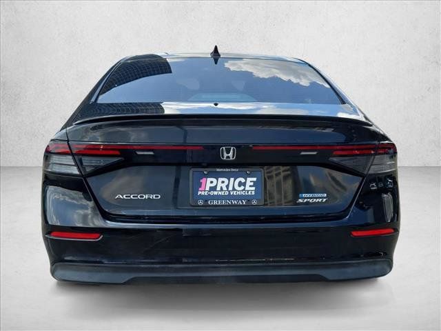 Used 2024 Honda Accord Sport image 5