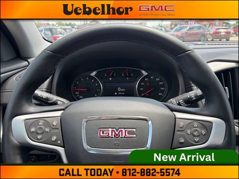 Used 2023 GMC Terrain SLT FWD image 26