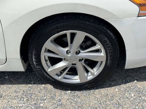 Used 2015 Nissan Altima 2.5 SL w/ Technology Package FWD image 6