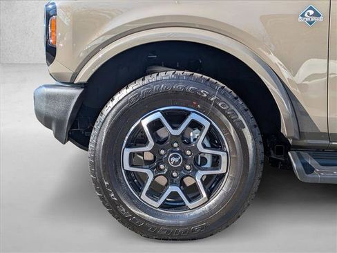 New 2025 Ford Bronco Outer Banks image 10