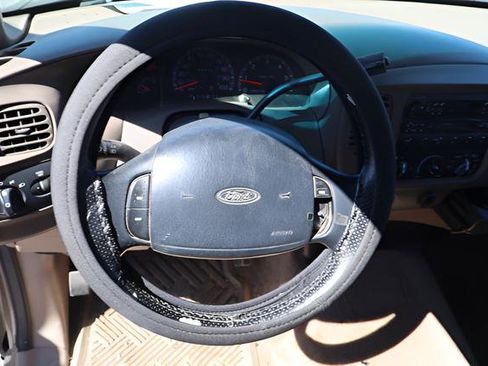 Used 1997 Ford F150 Lariat RWD image 18