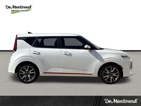 Certified 2022 Kia Soul Turbo image 4