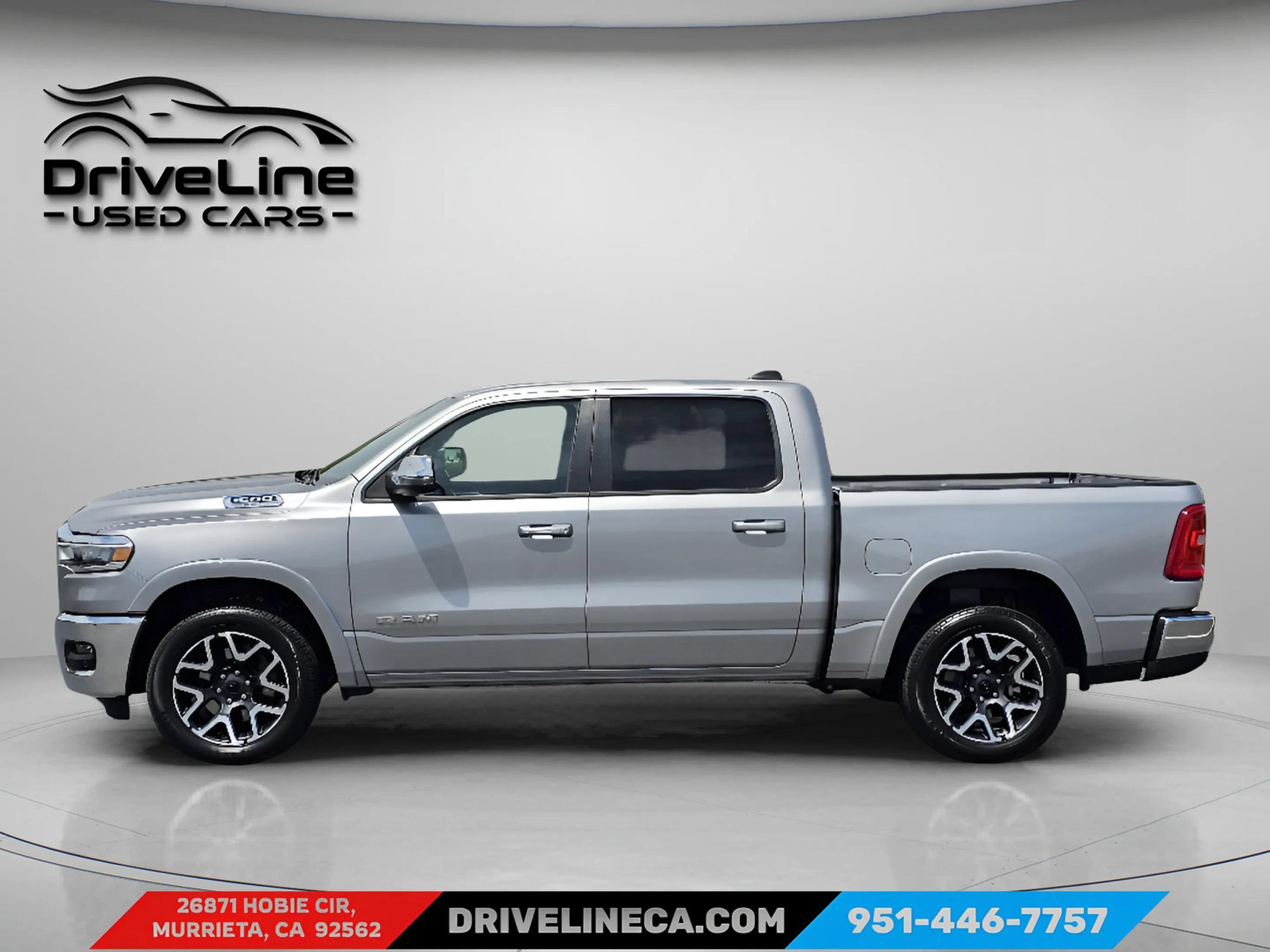 Used 2025 RAM 1500 Laramie AWD/4WD image 10