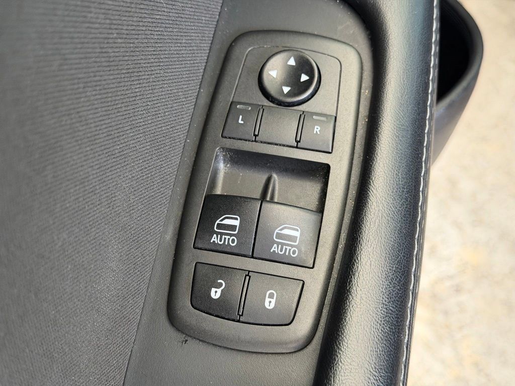 Used 2021 Dodge Challenger R/T Scat Pack RWD image 38