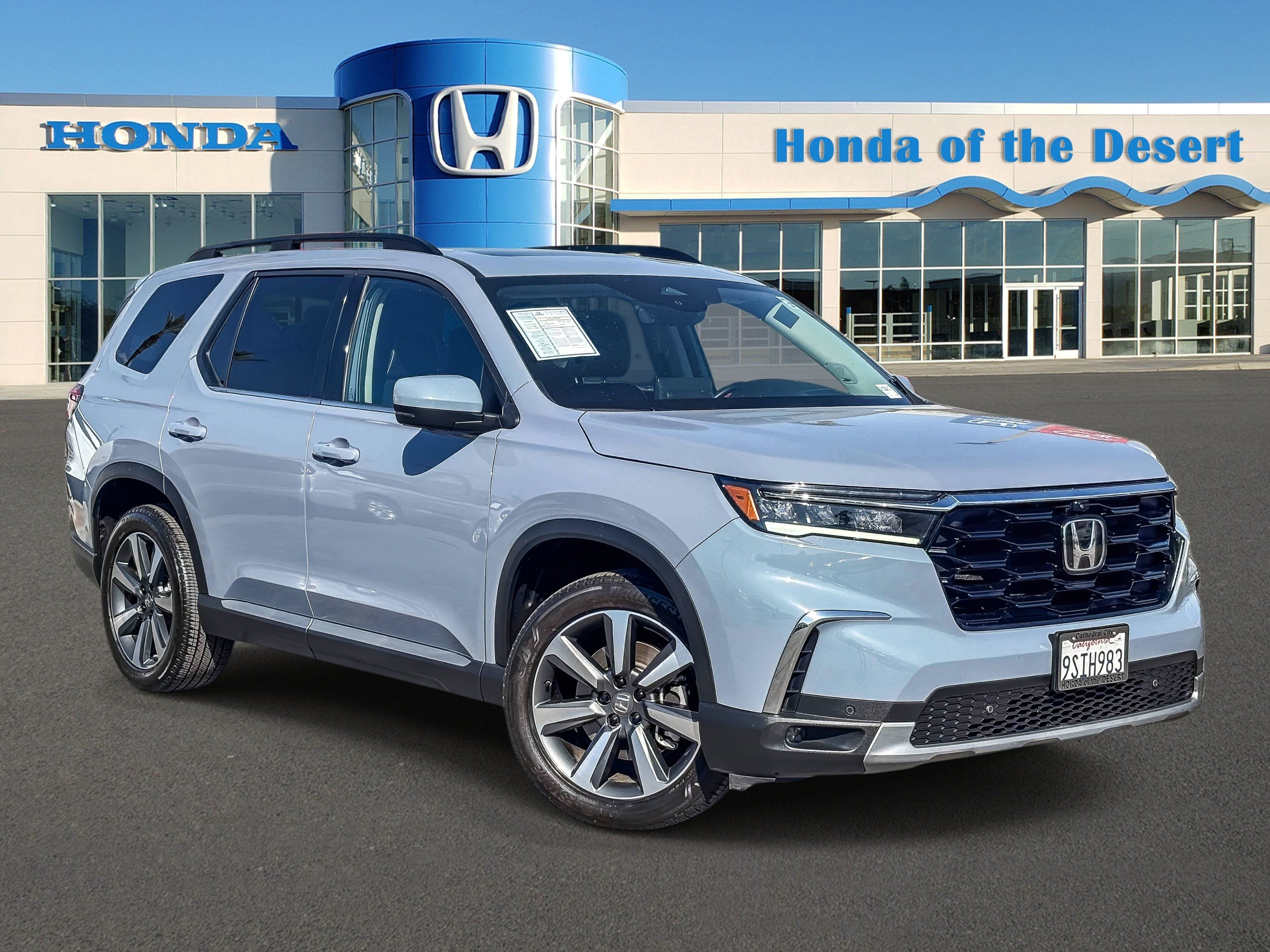 Certified 2025 Honda Pilot Elite image 1