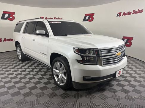 Used 2017 Chevrolet Suburban Premier AWD/4WD image 10