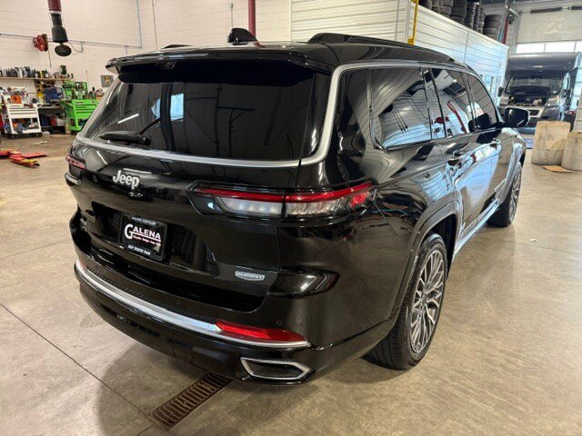 Used 2025 Jeep Grand Cherokee L Summit AWD/4WD image 23