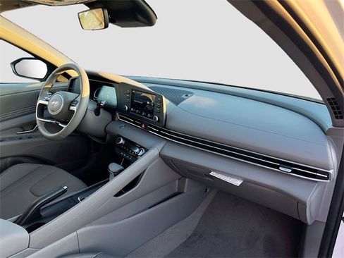 New 2026 Hyundai Elantra Sport image 25