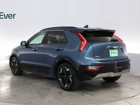 Used 2023 Kia Niro Wave image 14