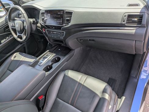 Used 2025 Honda Ridgeline TrailSport image 28
