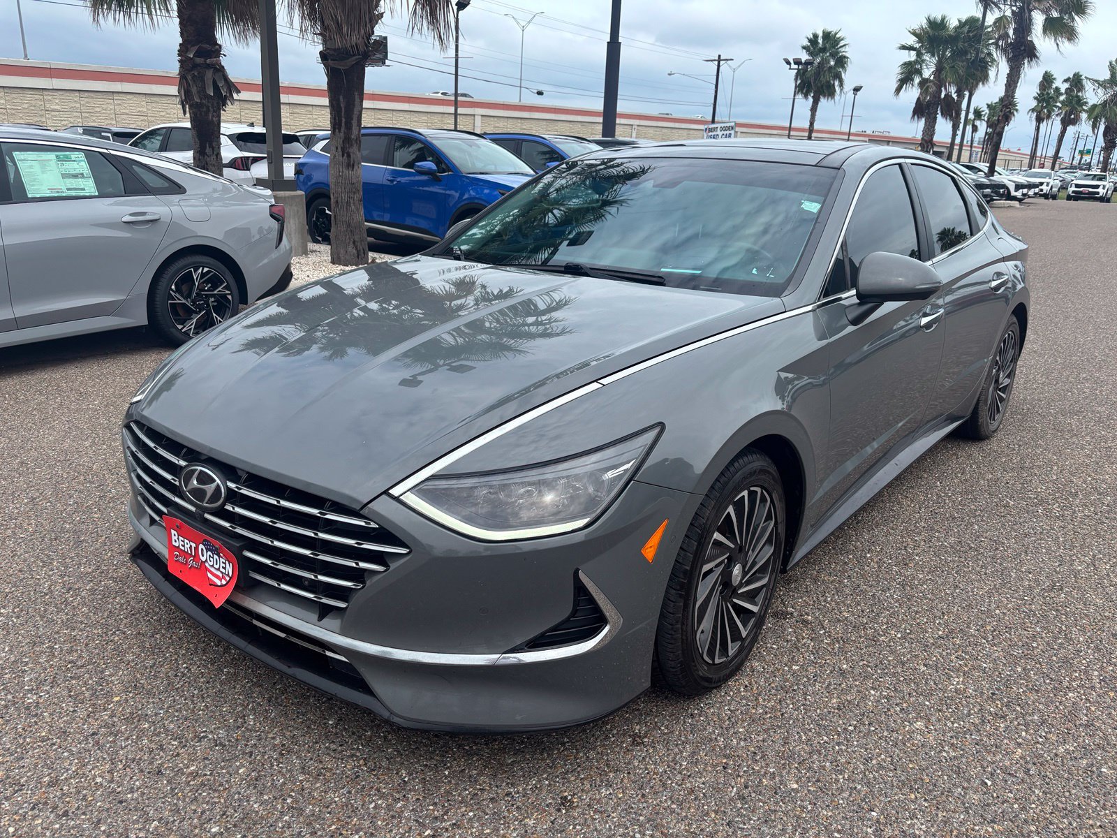 Used 2023 Hyundai Sonata Limited FWD image 3