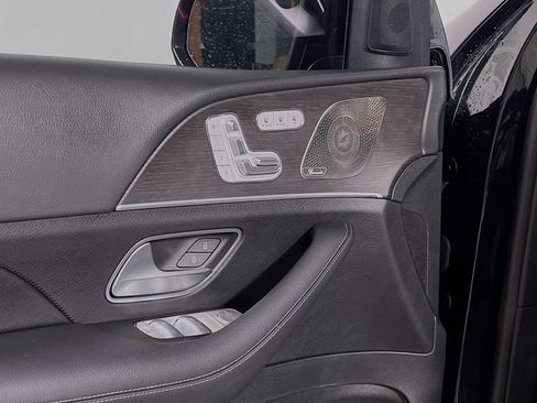 Used 2024 Mercedes-Benz GLE 350 4MATIC w/ AMG Line Exterior image 17