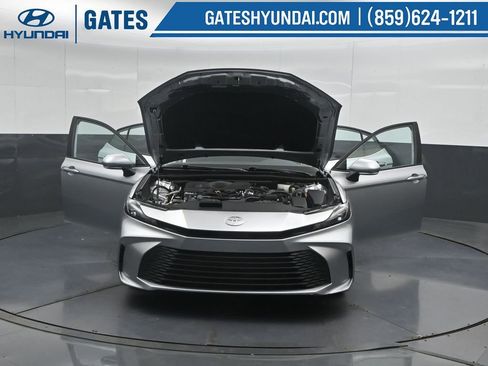 Used 2025 Toyota Camry LE FWD image 57