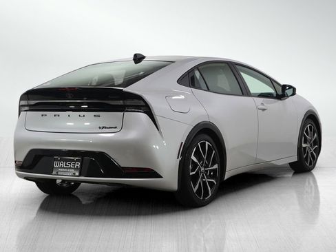 Used 2023 Toyota Prius Prime Premium image 5