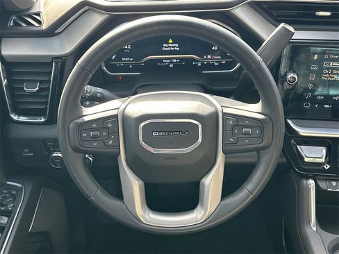 Used 2024 GMC Sierra 2500 Denali w/ Denali Reserve Package image 25