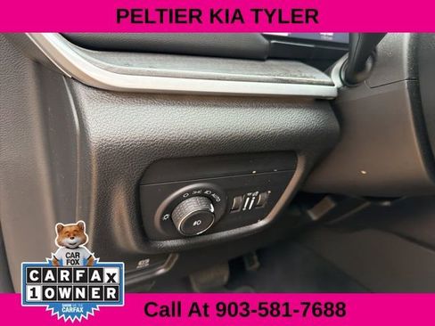 Used 2025 Jeep Grand Cherokee L Limited w/ Black Appearance Package image 18