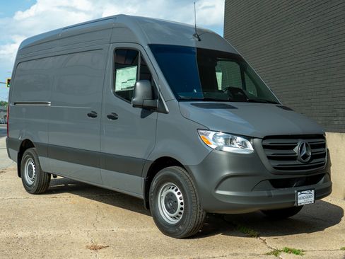 New 2026 Mercedes-Benz Sprinter 2500 image 3