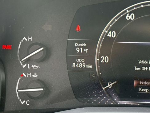 Used 2024 Lexus LX 600 4WD w/ Premium Package image 29