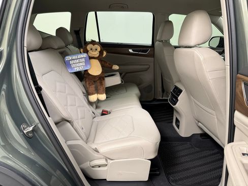 Used 2025 Volkswagen Atlas SE FWD image 28