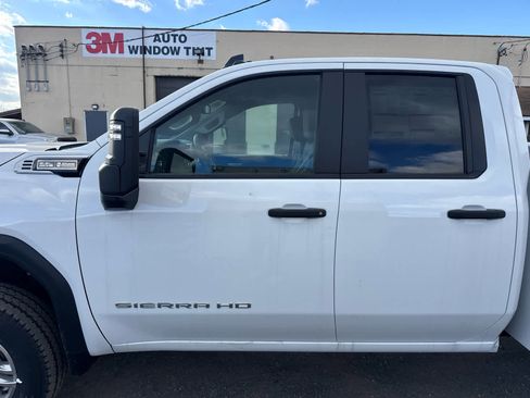New 2025 GMC Sierra 2500 Pro w/ Convenience Package image 3
