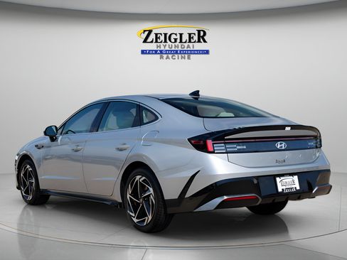 Certified 2026 Hyundai Sonata SEL FWD image 5