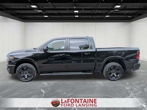 Used 2025 RAM 1500 Big Horn AWD/4WD image 2