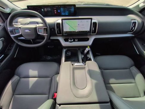 New 2026 Ford Expedition Max Active image 15