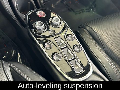 Used 2022 McLaren GT image 19