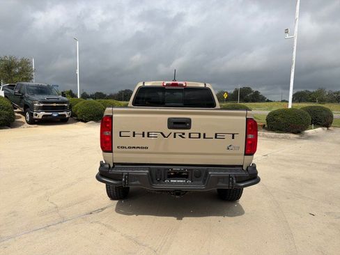 Used 2022 Chevrolet Colorado ZR2 w/ Colorado ZR2 Bison Edition AWD/4WD image 14