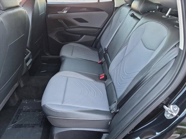 Used 2026 Volkswagen Tiguan SE FWD image 25