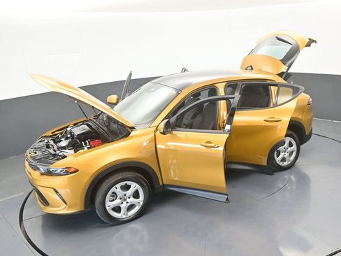 Used 2024 Dodge Hornet GT image 61