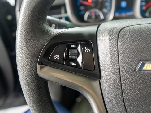 Used 2015 Chevrolet Malibu LT image 16