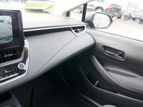 Used 2024 Toyota Corolla LE image 24