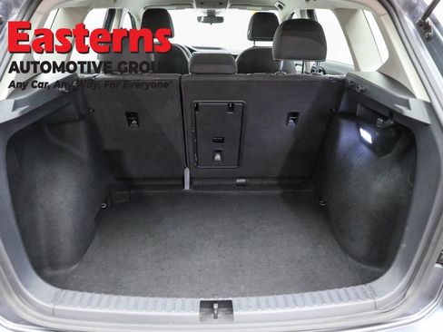 Used 2024 Volkswagen Taos S image 9