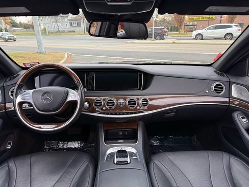 Used 2017 Mercedes-Benz S 550 4MATIC image 13