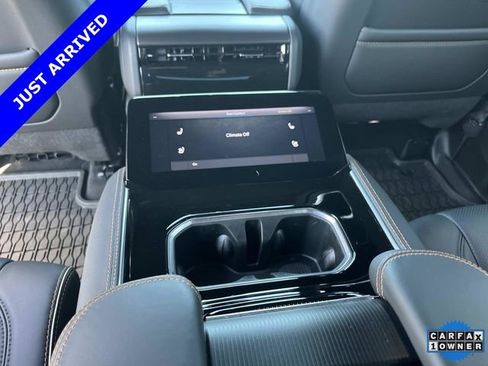 Certified 2024 Jeep Grand Wagoneer Series III w/ Rear Seat Video Group 1 image 18