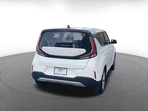 Used 2025 Kia Soul LX w/ LX Technology Package image 16