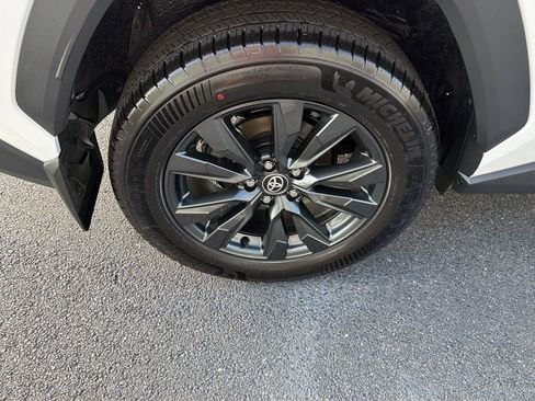 Used 2026 Toyota RAV4 XLE Premium FWD image 39