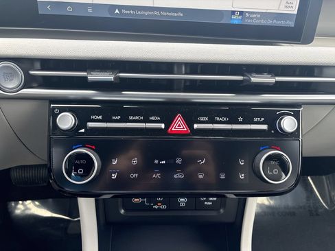 New 2026 Hyundai Tucson Limited AWD/4WD image 17