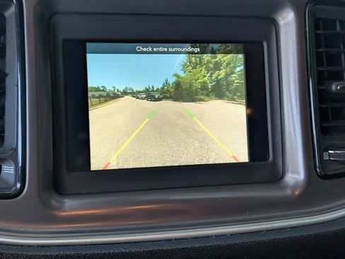 Used 2022 Dodge Challenger SXT RWD image 22