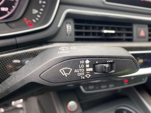 Used 2019 Audi S5 Premium Plus w/ Premium Plus image 25