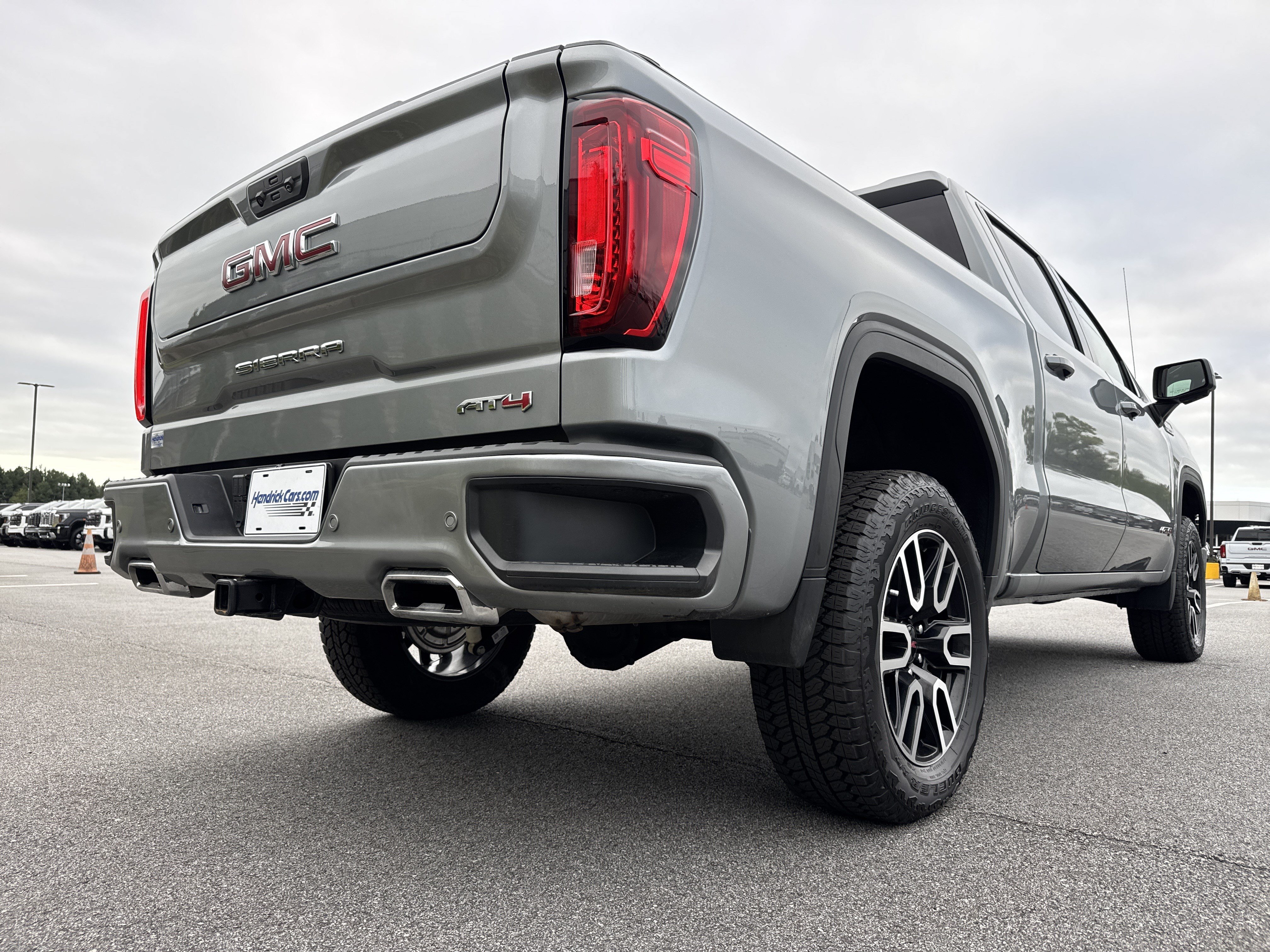 Used 2026 GMC Sierra 1500 AT4 w/ AT4 Premium Package AWD/4WD image 10