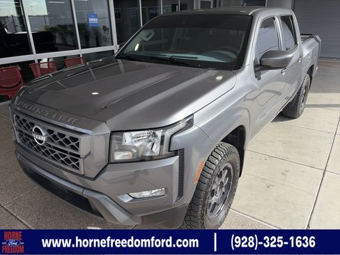 Used 2024 Nissan Frontier SV w/ SV Convenience Package AWD/4WD image 1