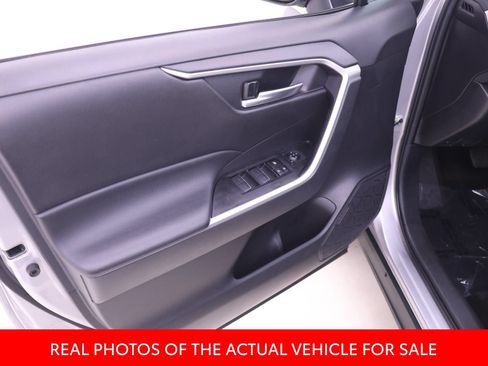 Certified 2025 Toyota RAV4 XLE AWD/4WD image 9