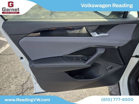 New 2026 Volkswagen Tiguan SE R-Line image 14