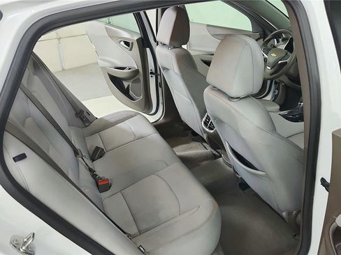 Used 2024 Chevrolet Malibu LT image 18